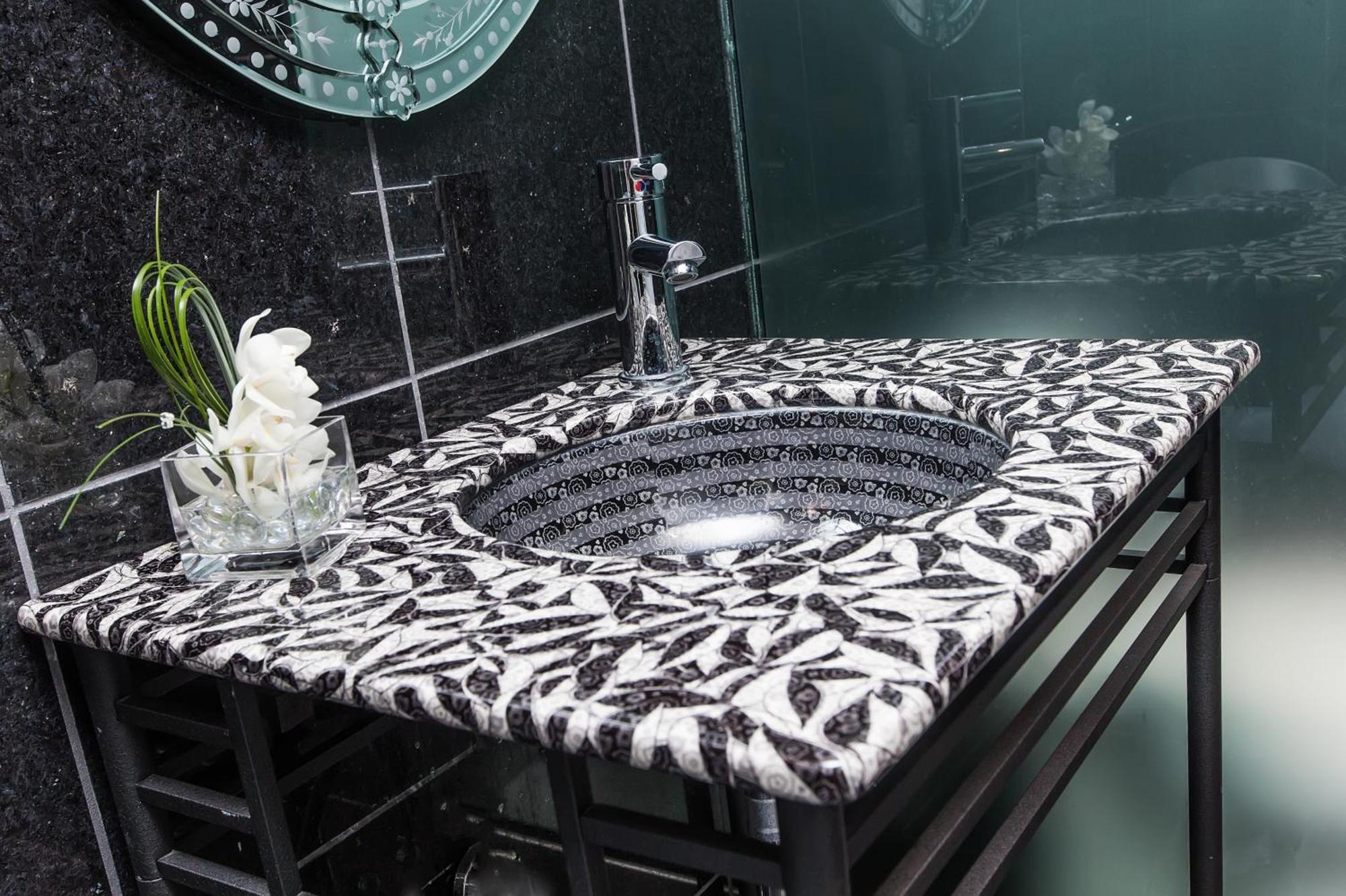 Matrix Hotel Edmonton Ngoại thất bức ảnh